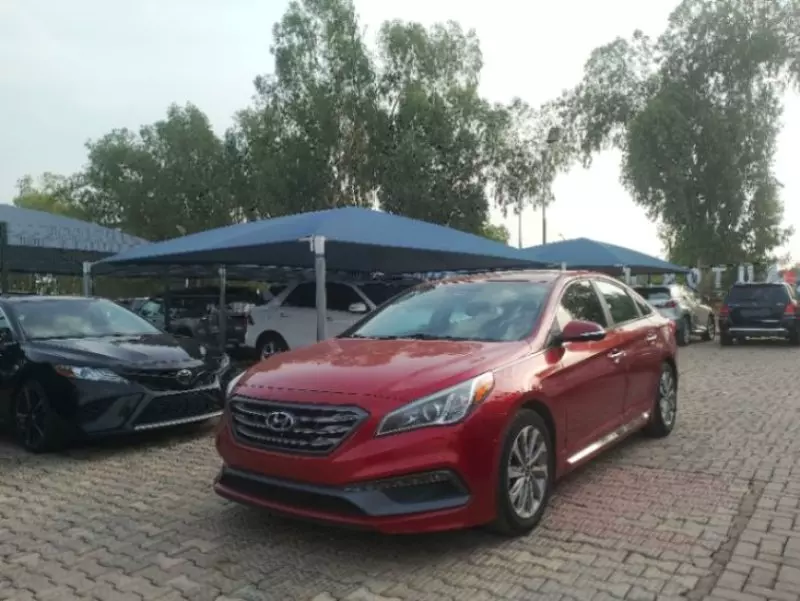 Hyundai Sonata   - 2016