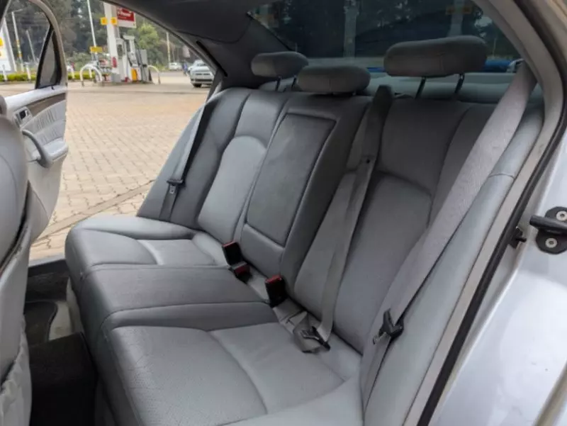 Mercedes-Benz C 200   - 2001