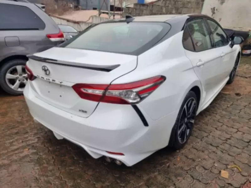 Toyota Camry   - 2019