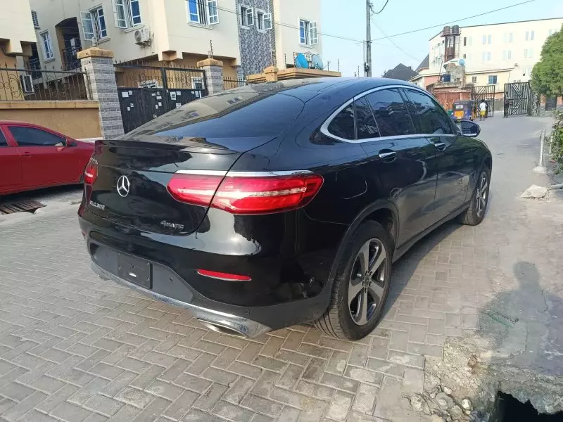 Mercedes-Benz GLC 300