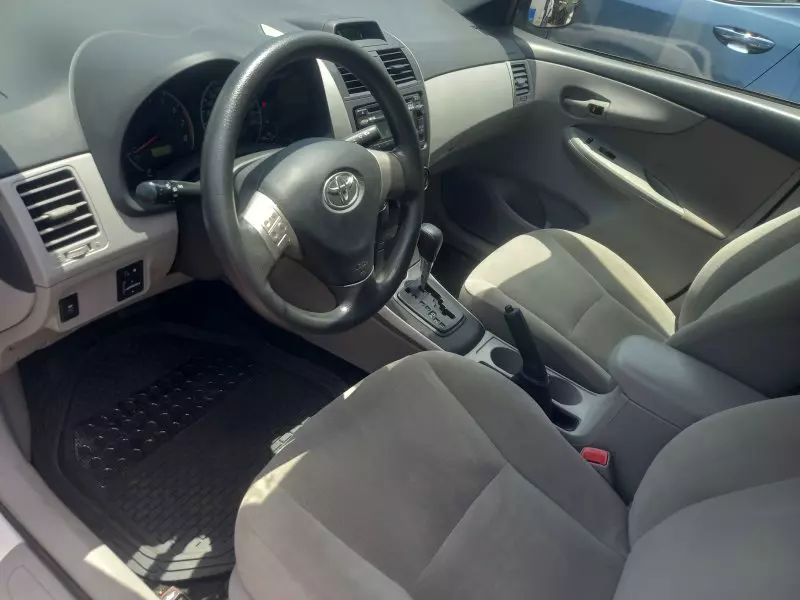 Toyota Corolla   - 2013