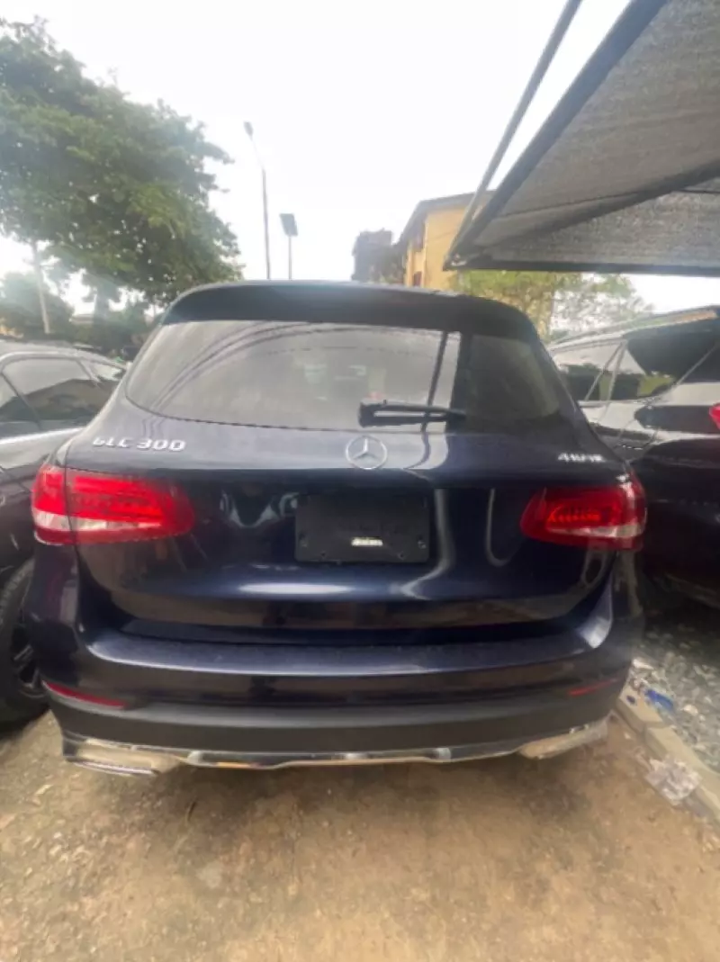 Mercedes-Benz GLC-Class   - 2016