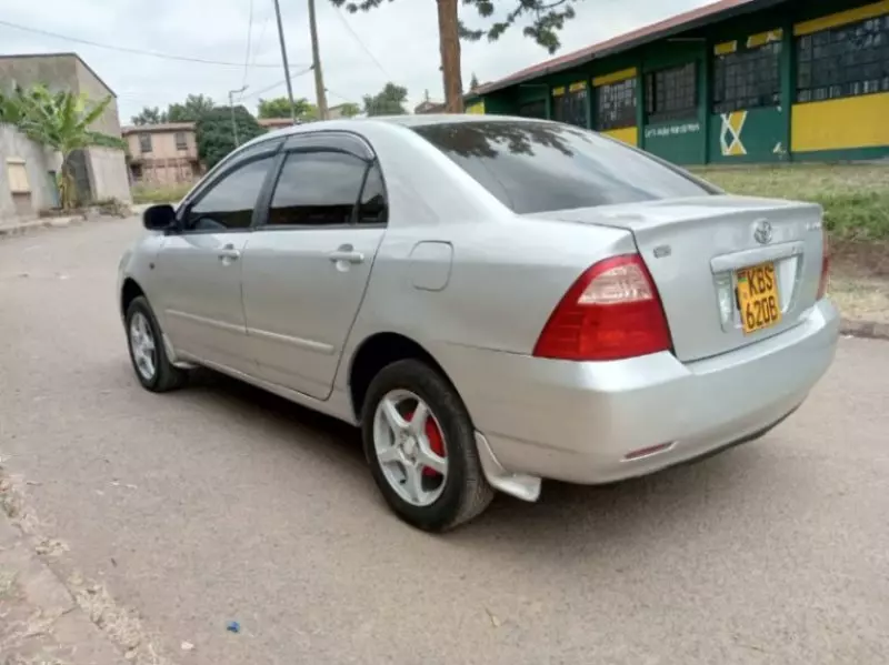 Toyota Corolla   - 2013