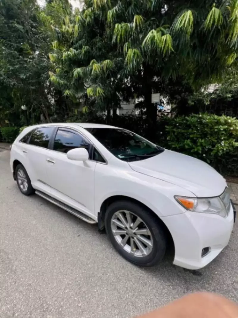 Toyota Venza   - 2012