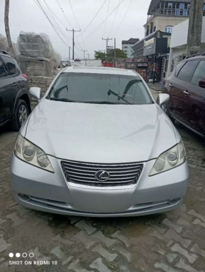 Toyota Lexus RX 350h   - 2009
