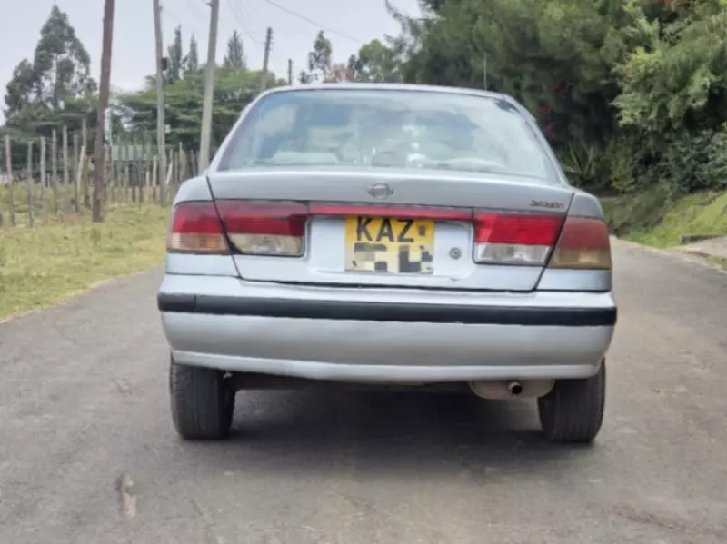 Nissan FB15   - 2000