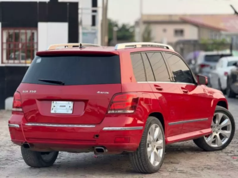 Mercedes-Benz GLK 350 - 2010