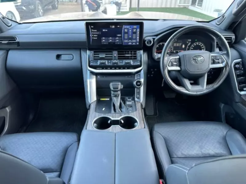 Toyota Landcruiser ZX   - 2023