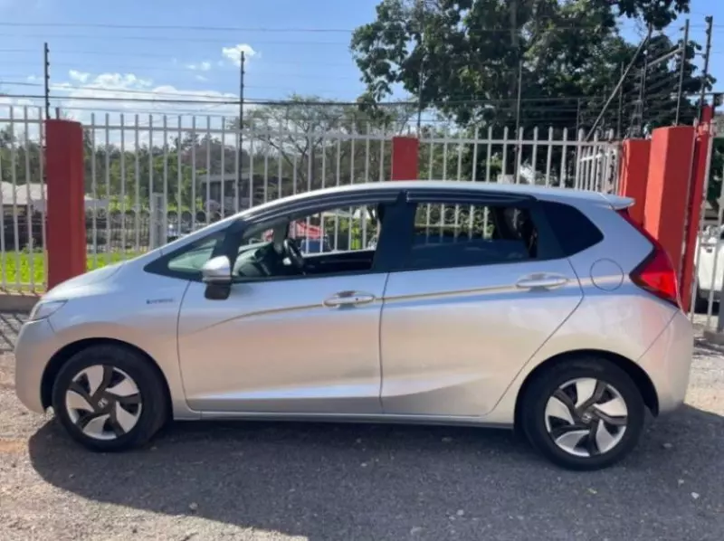 Honda Fit Hybrid    - 2017
