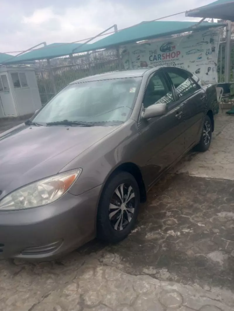 Toyota camry   - 2004