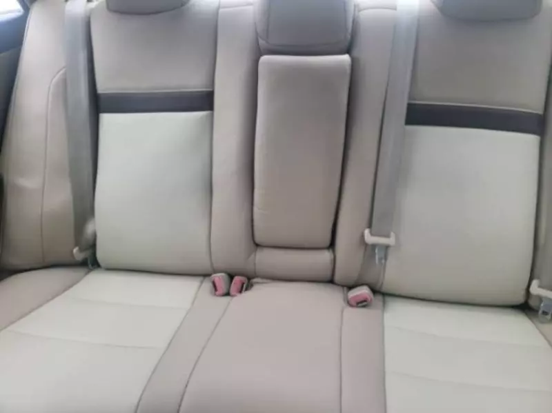 Toyota Camry   - 2013