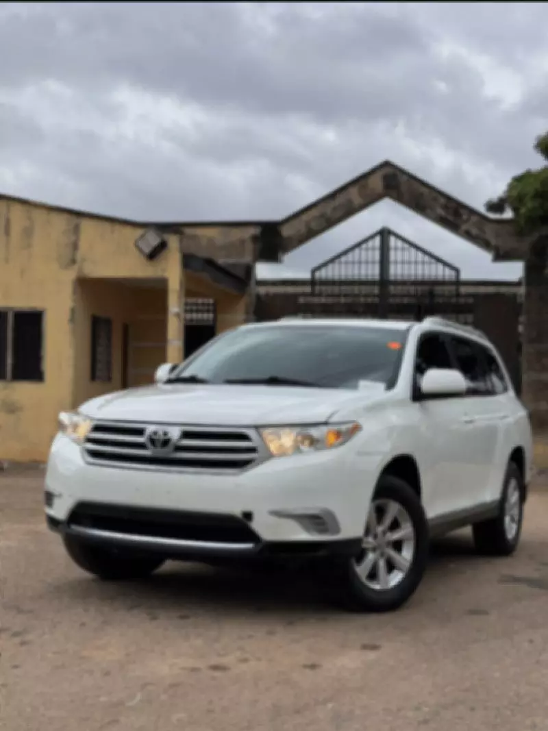 Toyota Highlander - 2011