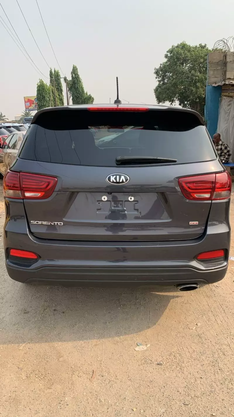 KIA Sorento   - 2019