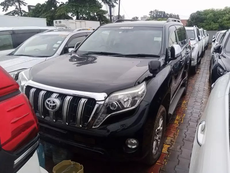 Toyota Landcruiser Prado   - 2016