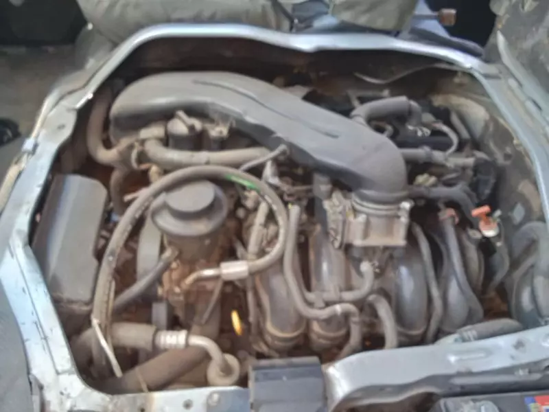 Toyota Hiace   - 2011