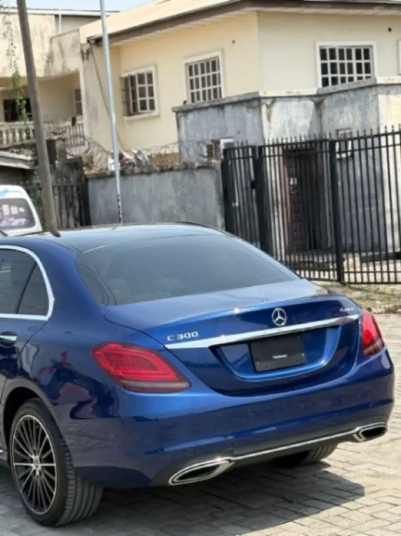 Mercedes-Benz C-Class   - 2018