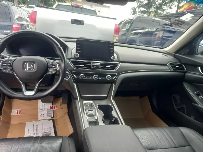 Honda Accord   - 2020