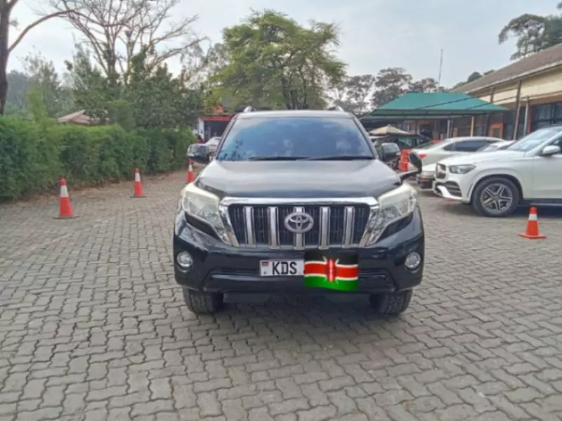 Toyota Landcruiser Prado   - 2015