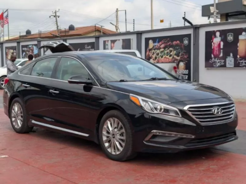 Hyundai Sonata   - 2015