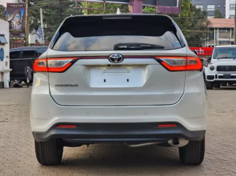 Toyota Harrier - 2019