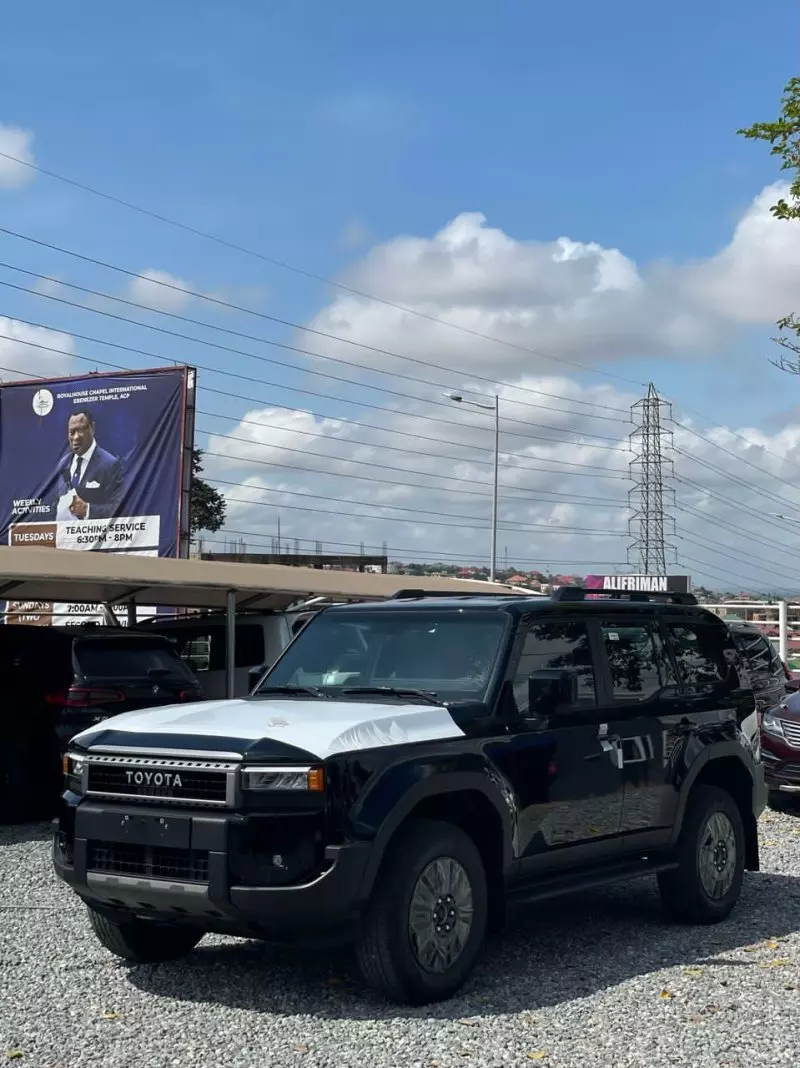 Toyota Prado   - 2024