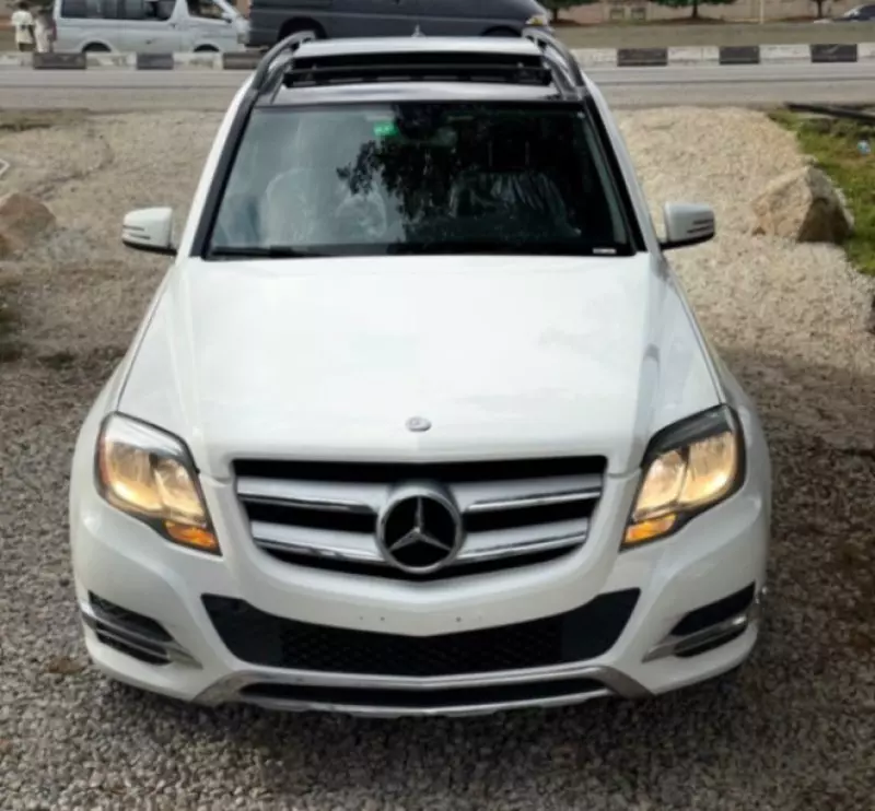 Mercedes-Benz GLK 350   - 2015