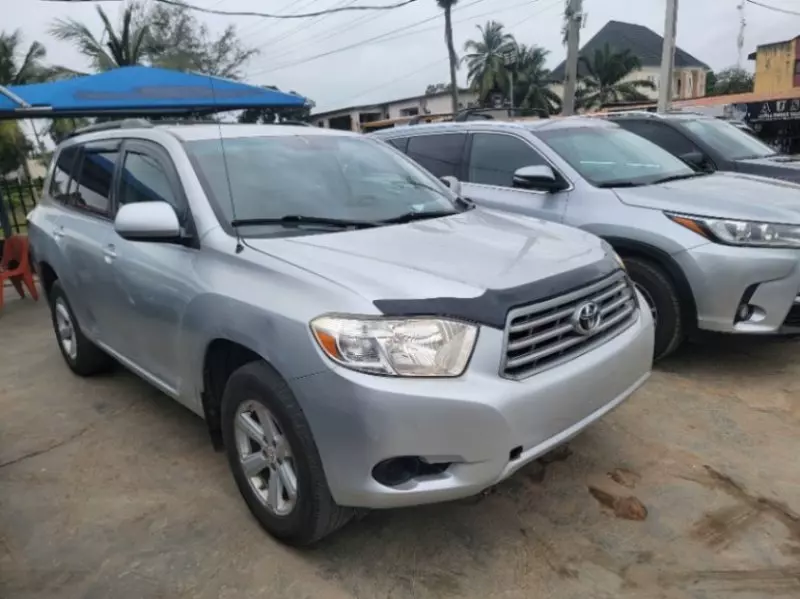 Toyota Highlander   - 2008