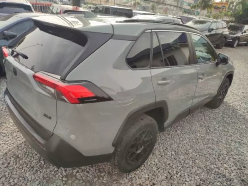 Toyota RAV4   - 2020