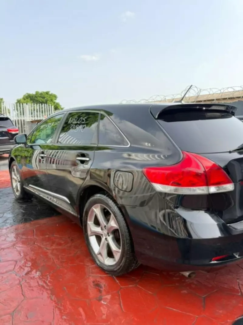 Toyota Venza   - 2010