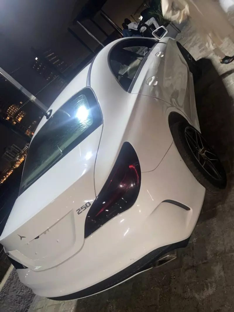 Mercedes-Benz CLA 250   - 2016