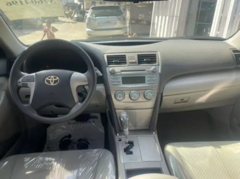 Toyota Camry   - 2007