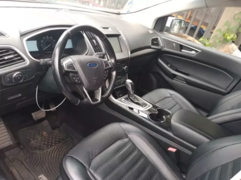 Ford Edge   - 2015