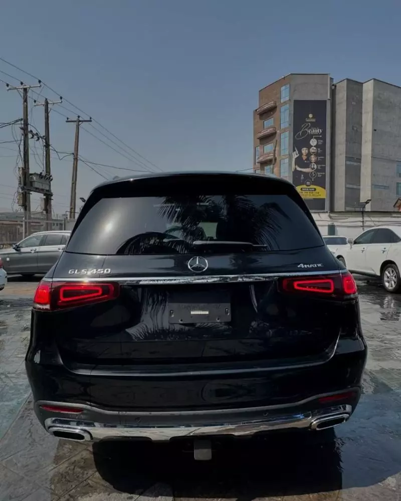 Mercedes-Benz GLS 450   - 2023