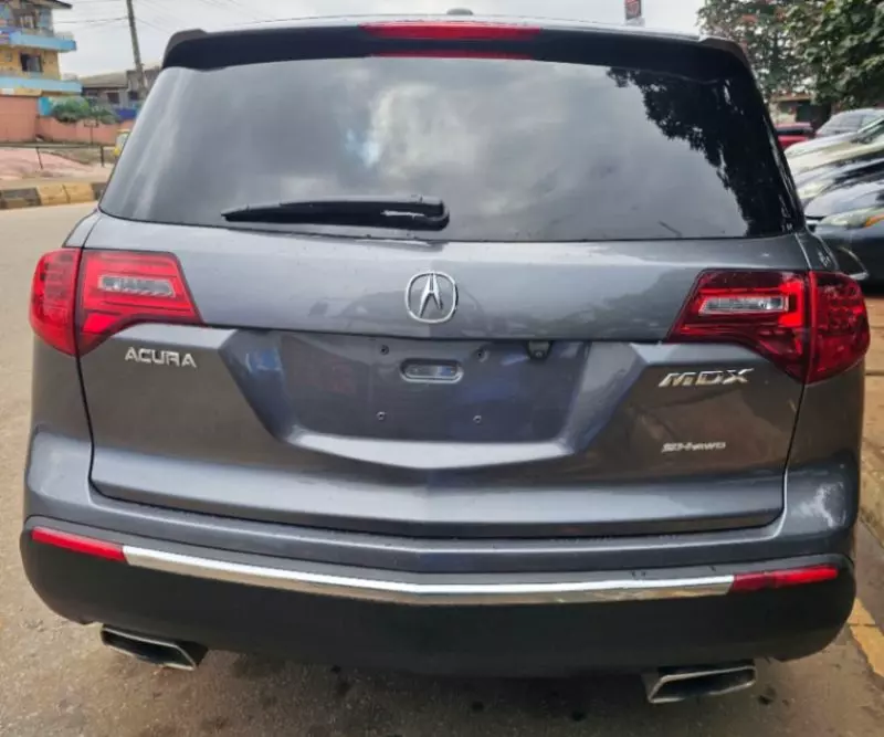 Acura MDX   - 2011