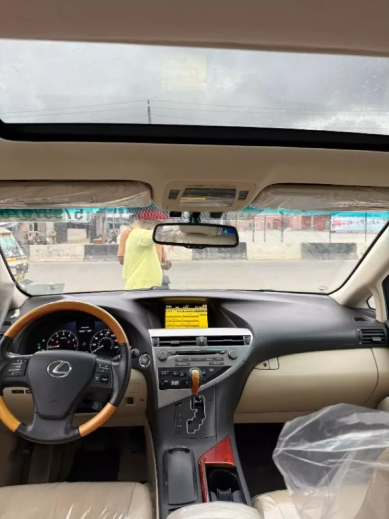 Lexus RX 350   - 2010