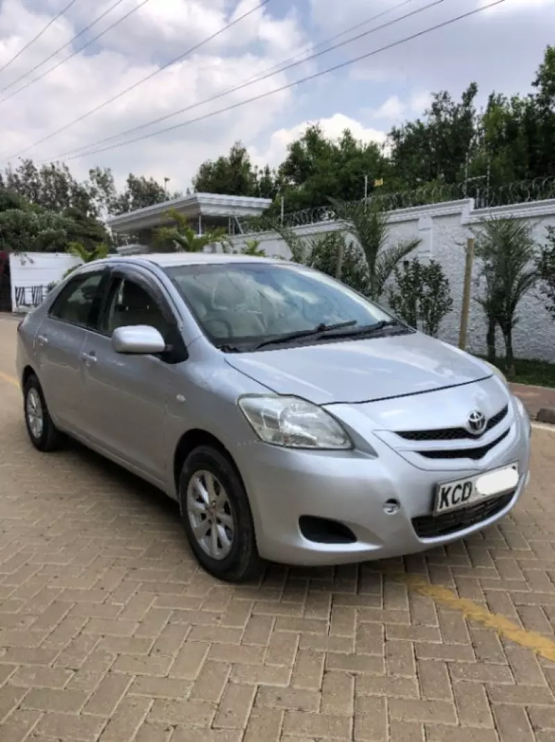 Toyota Belta - 2008