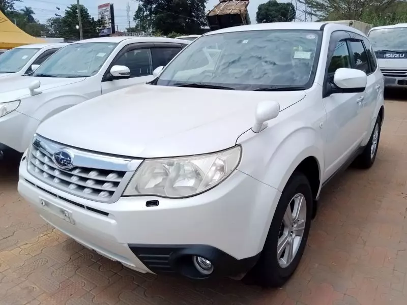 Subaru Forester   - 2011