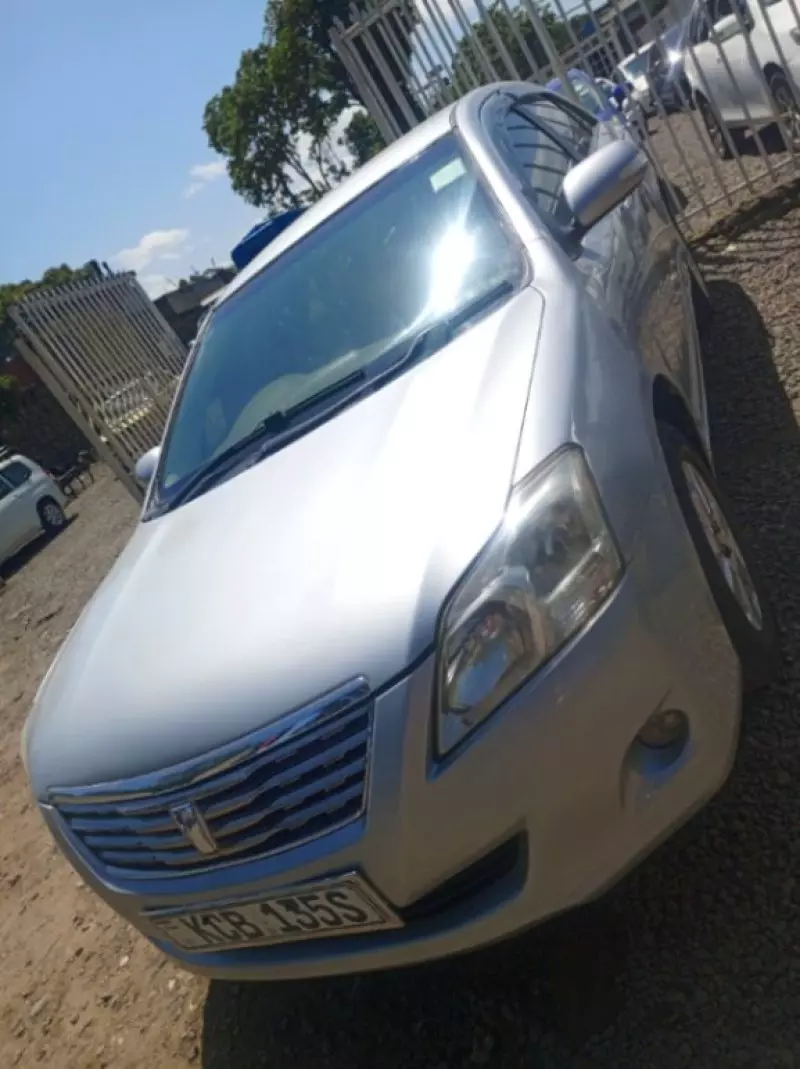 Toyota Premio    - 2007