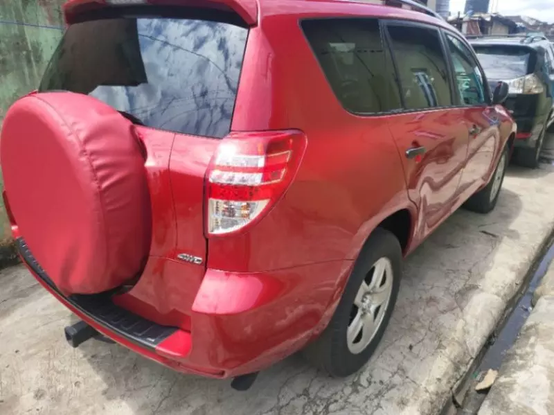 Toyota RAV 4   - 2009