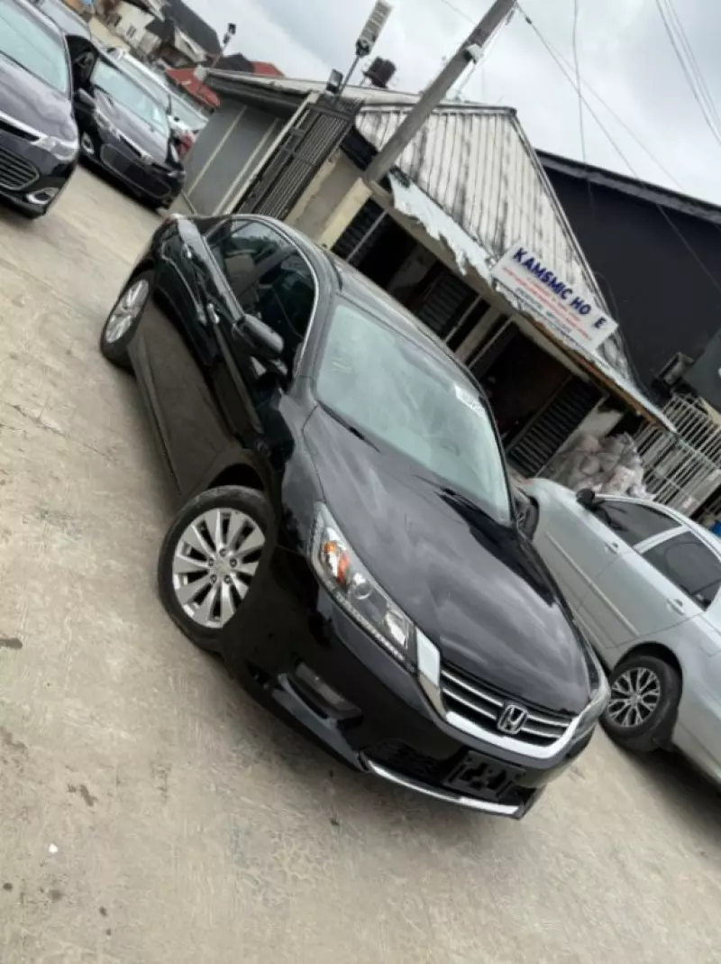 Honda Accord   - 2014