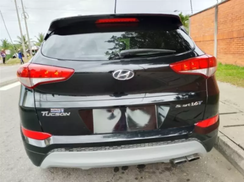 Hyundai Tucson   - 2017