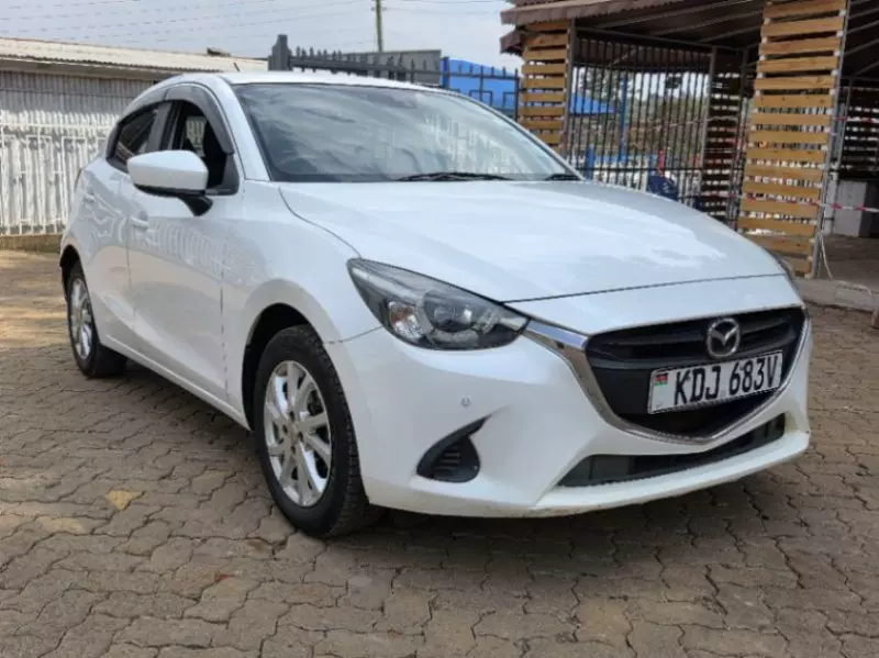 Mazda Demio   - 2015