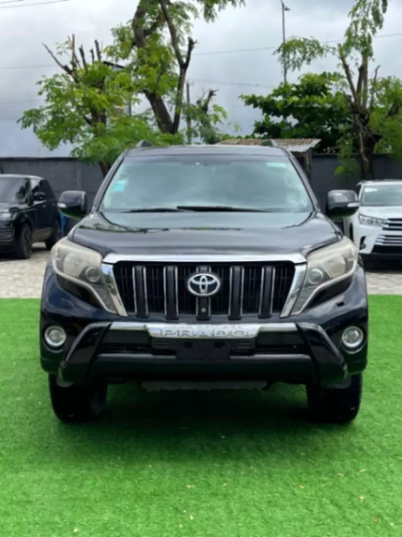 Toyota Prado   - 2012