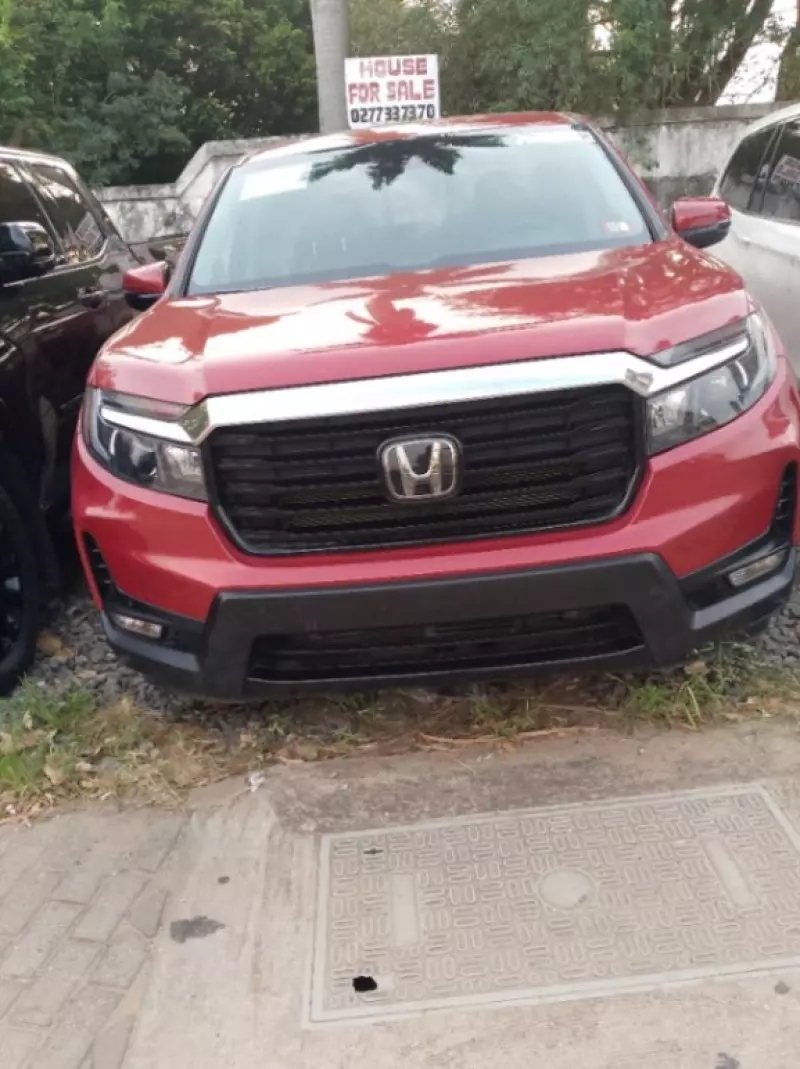 Toyota RAV 4   - 2015