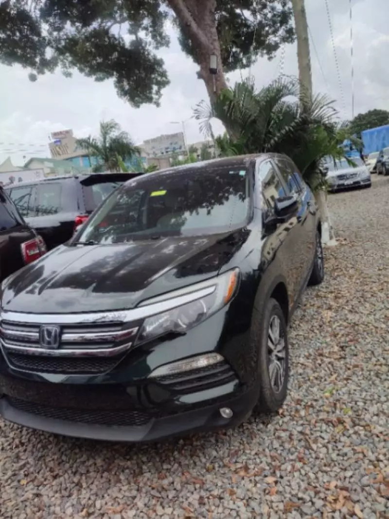 Honda Pilot   - 2016