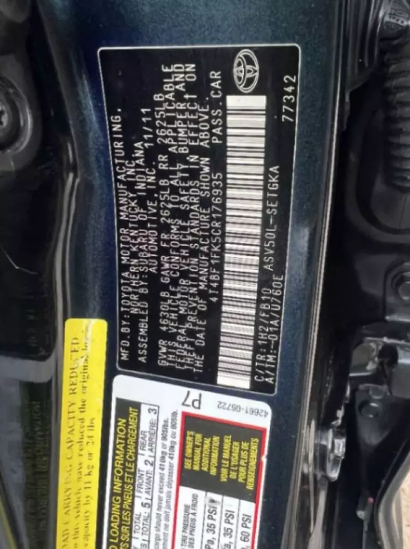 Toyota Camry   - 2012