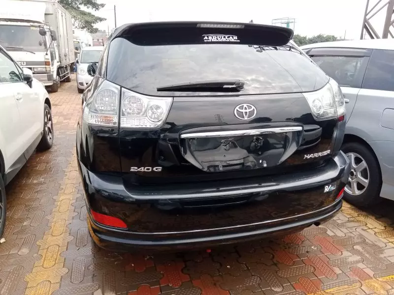 Toyota Harrier   - 2009