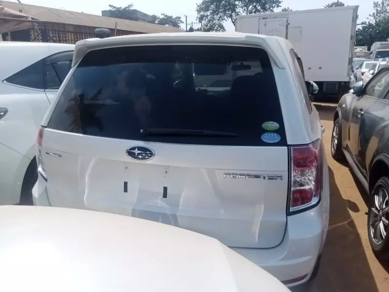 Subaru Forester   - 2011