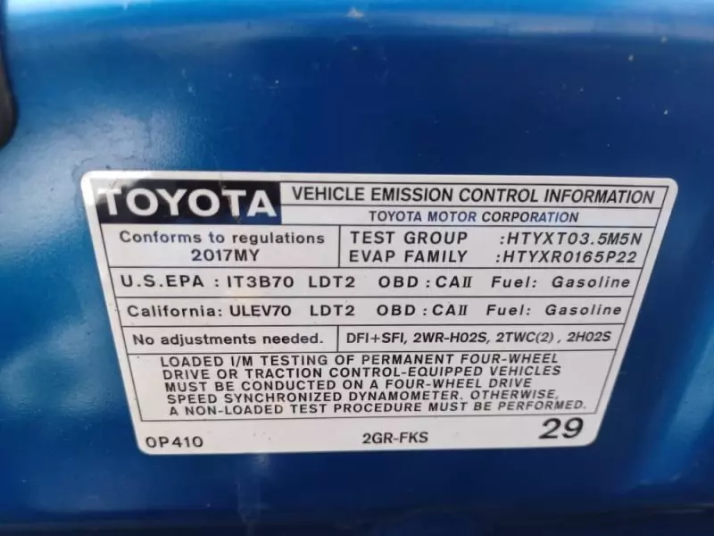 Toyota Tacoma   - 2017