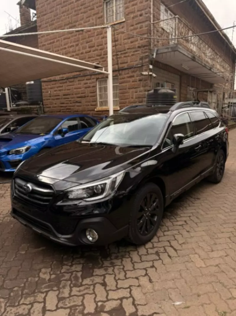 Subaru Outback   - 2020